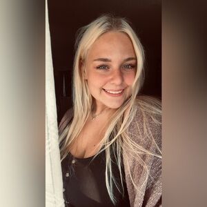 Meet your Posher, Ansley